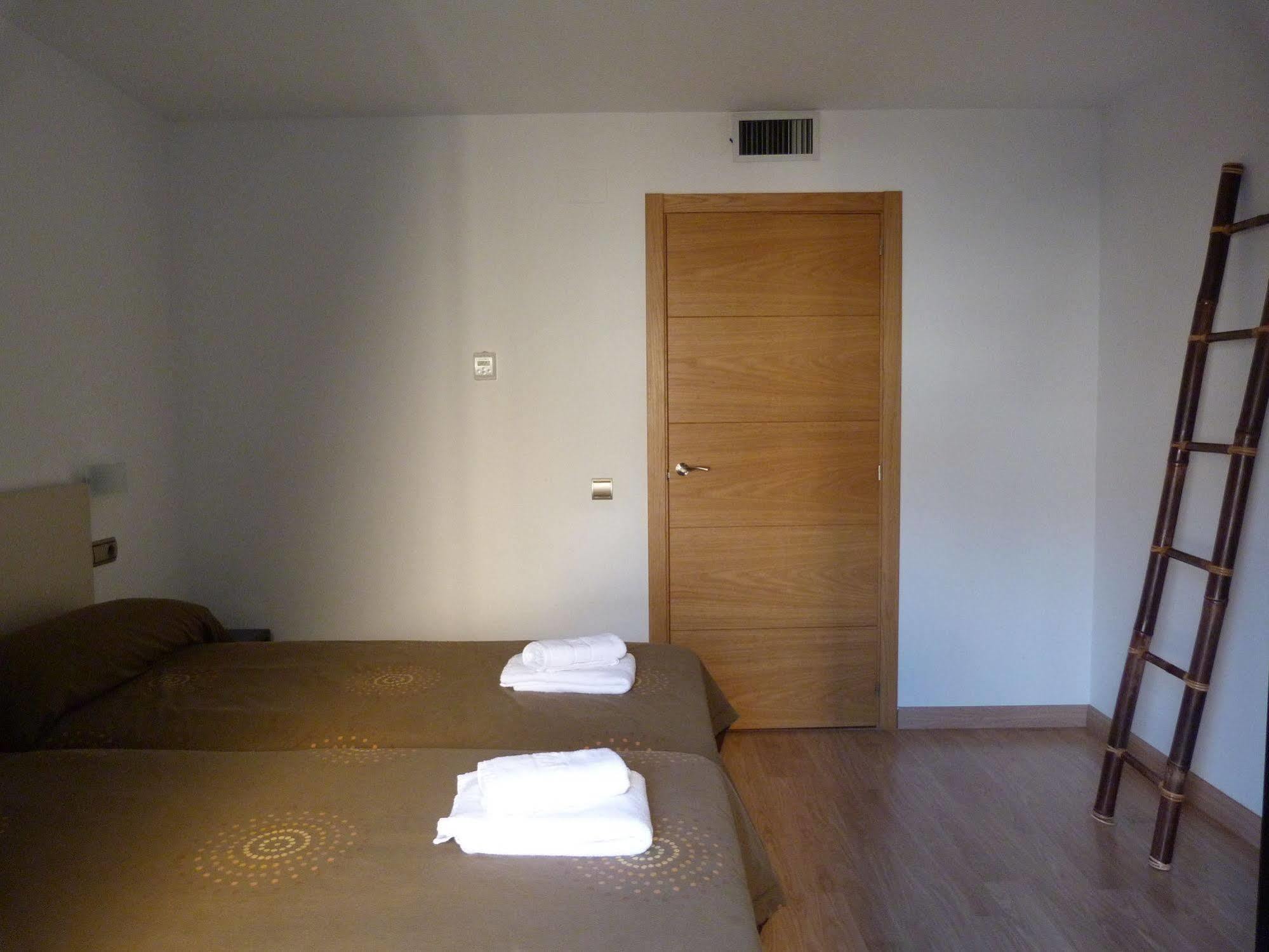 Apartamentos Puerta De Ordesa Laspuña Exteriér fotografie