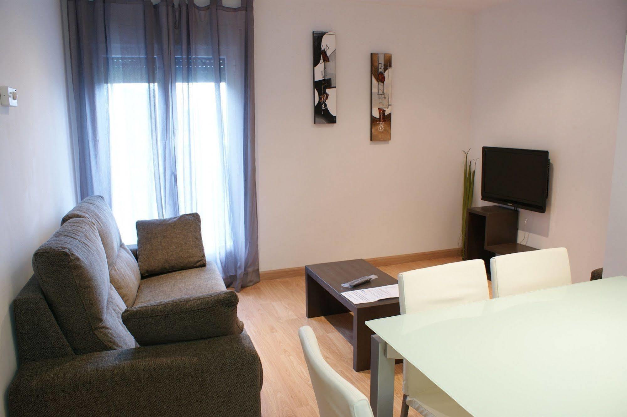 Apartamentos Puerta De Ordesa Laspuña Exteriér fotografie
